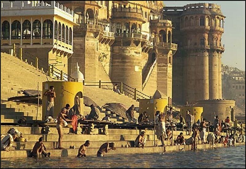 File:City of Vārāṇasī.jpg